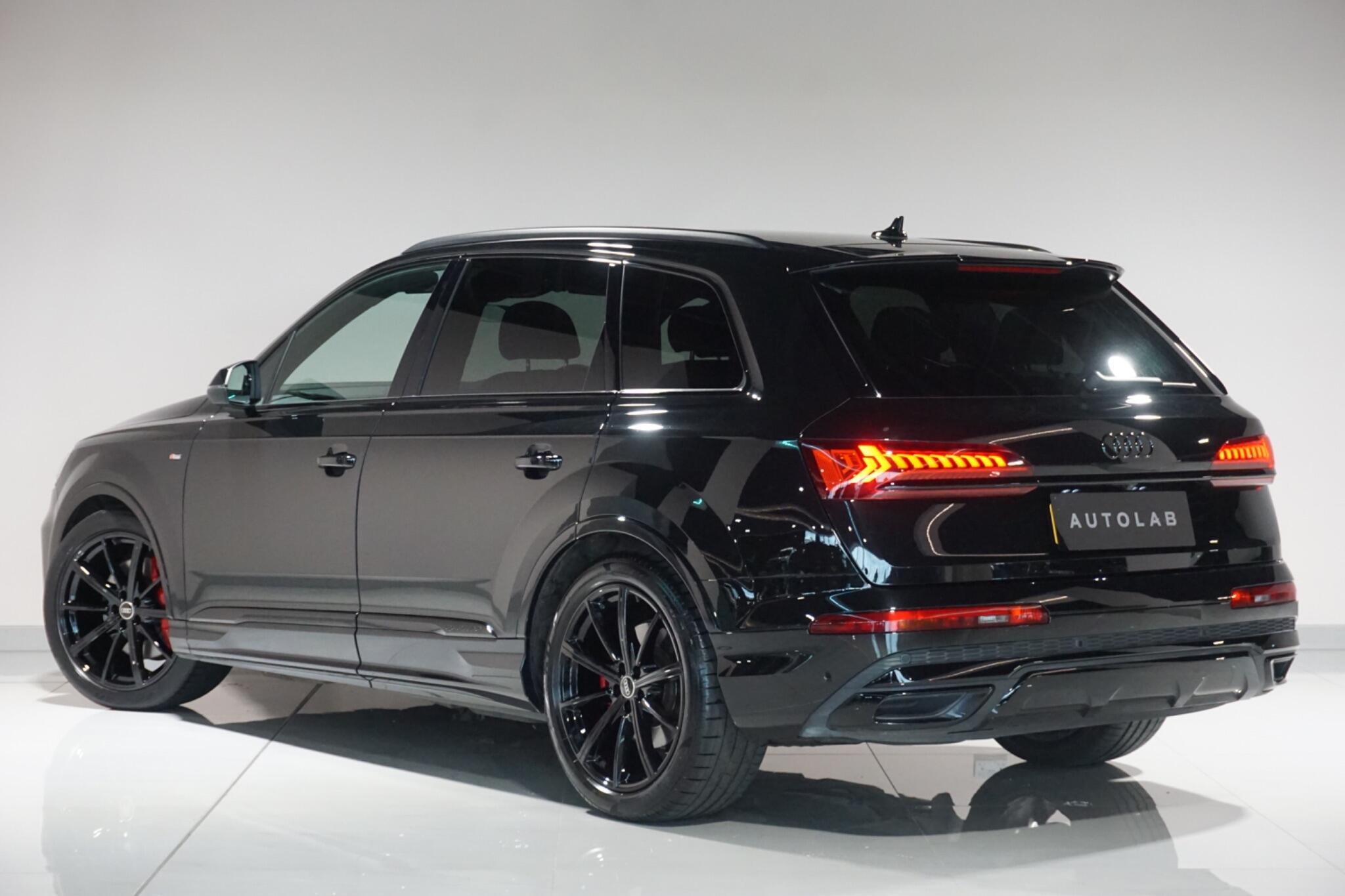 Audi Q7 3.0 TFSI V6 55 Black Edition SUV 5dr Petrol Tiptronic quattro Euro 6 (s/s) (340 ps)